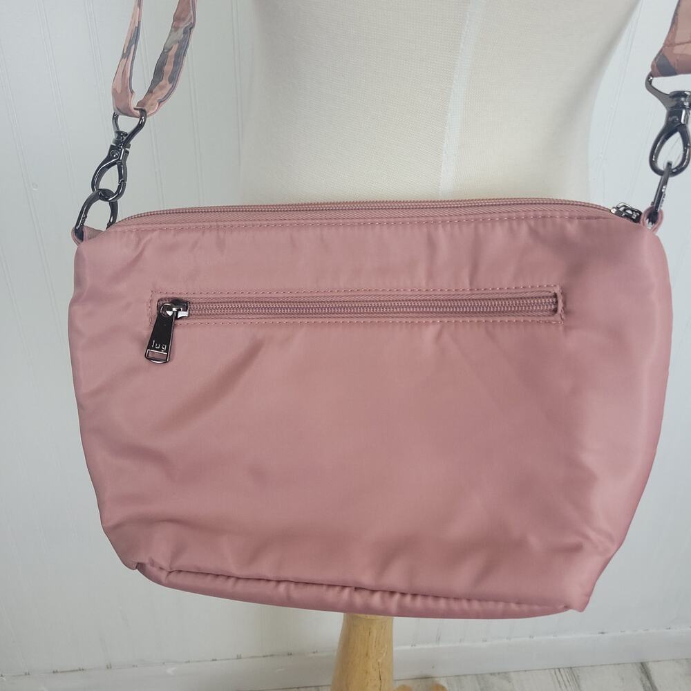 Lug Quilted Flare Pink and Camo Crossbody bag - Picture 9 of 11